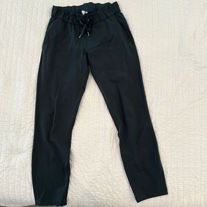 Lululemon travel pant